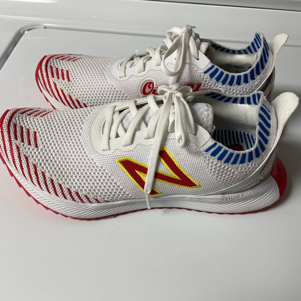 New balance shoes